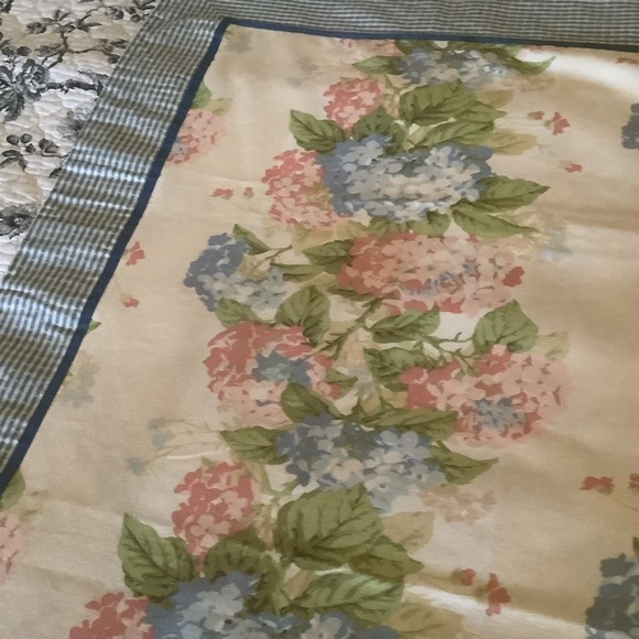 Floral 52” Square Bordered Table Covering - Picture 9 of 11